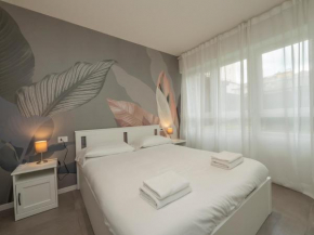 IHost Luxury - Neg roli 8